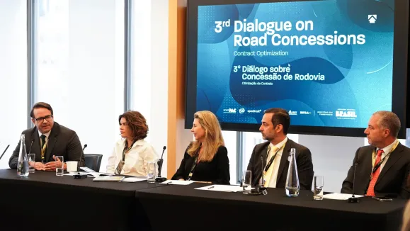 Ministério dos Transportes dialoga com investidores de rodovias em Nova York